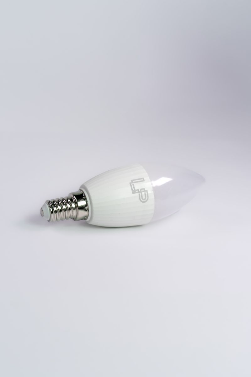 светодиодная лампа leds power c37 e14 8вт 3000к 006680