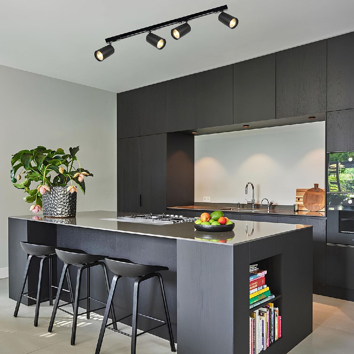 трековый однофазный светильник crystal lux clt 0.31 018 bl