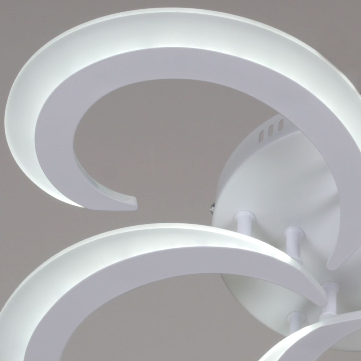 потолочная люстра reluce 05090-0.3-05 wh