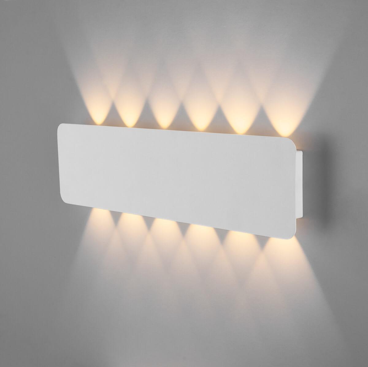 настенный светодиодный светильник elektrostandard angle 40139/1 led 4690389174001