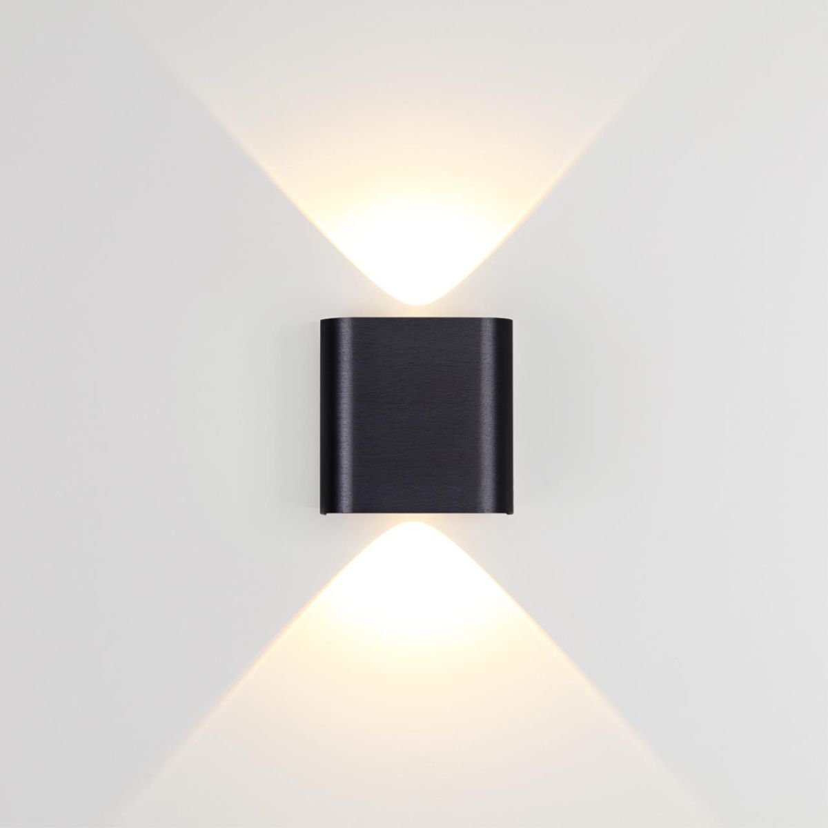 настенный светильник odeon light hightech magnum 7191/2wl