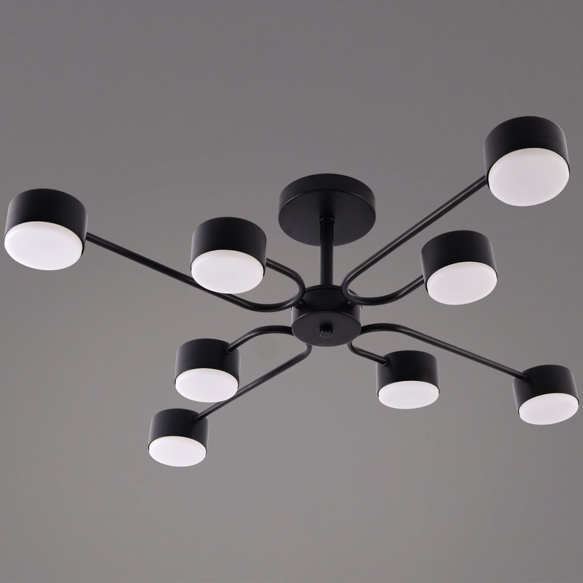 люстра на штанге reluce 03708-0.3-08 bk gx53