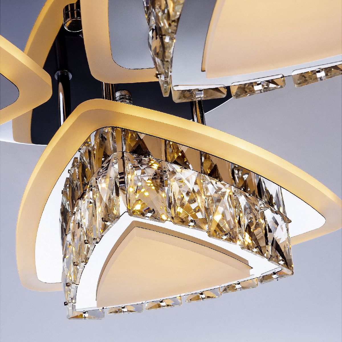 потолочная люстра led4u l5901-3