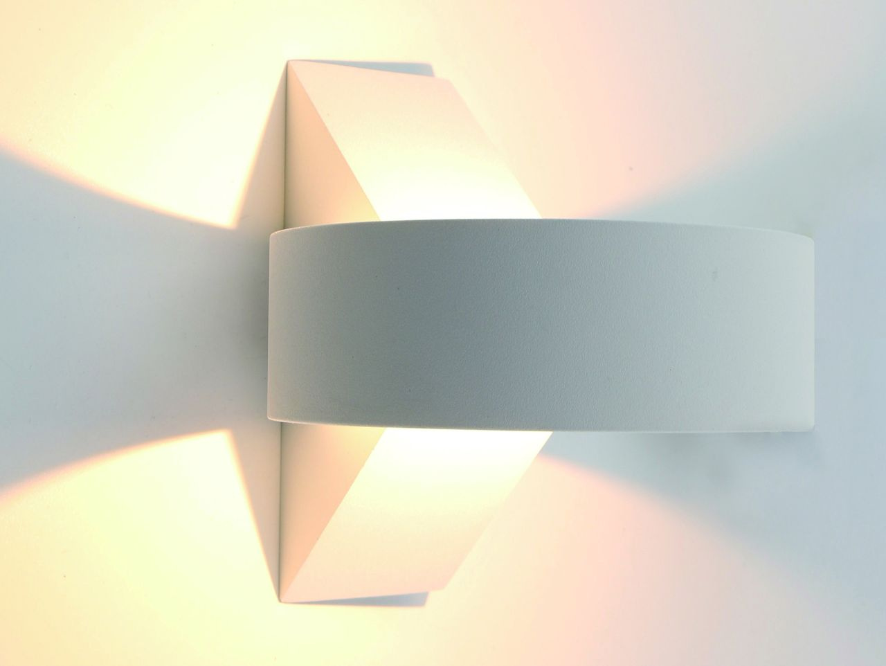 настенный светодиодный светильник arte lamp anello a1705ap-1wh