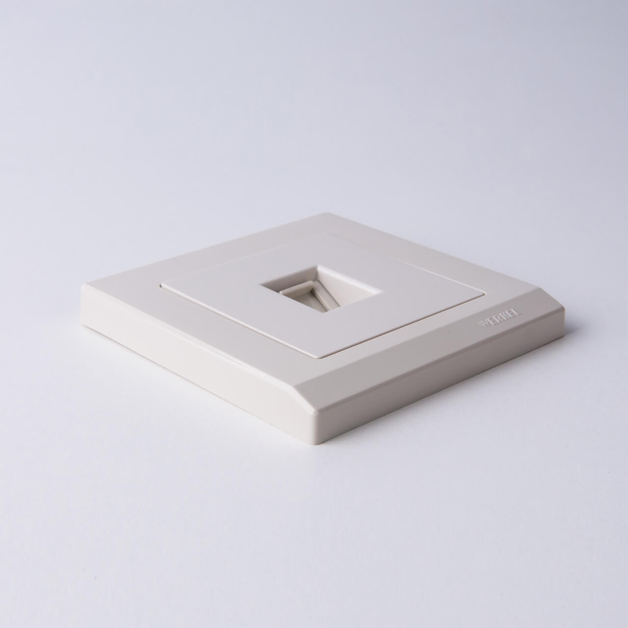 розетка ethernet rj-45 werkel слоновая кость w1181003 4690389155857