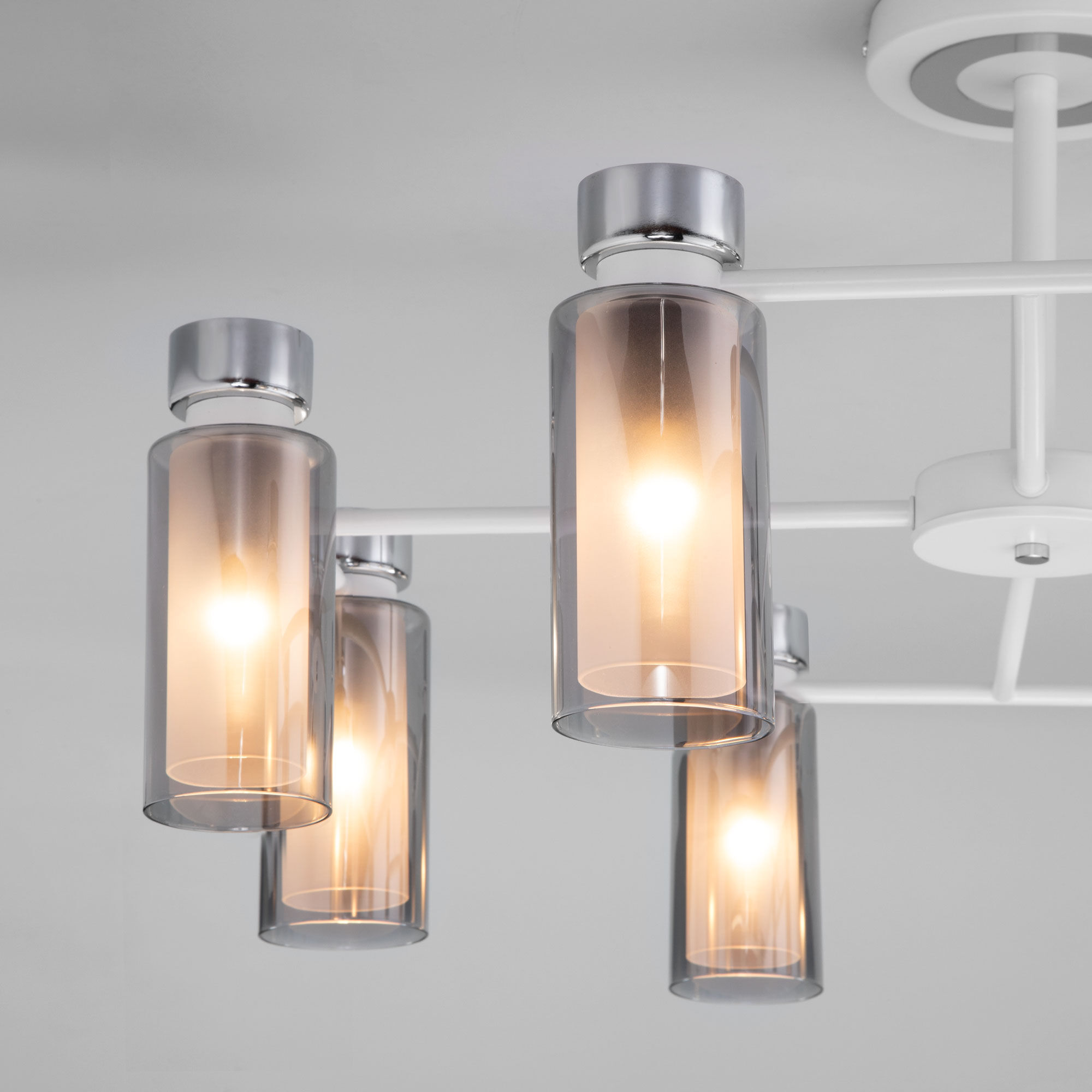 люстра на штанге eurosvet amado 70115/8 белый a061529