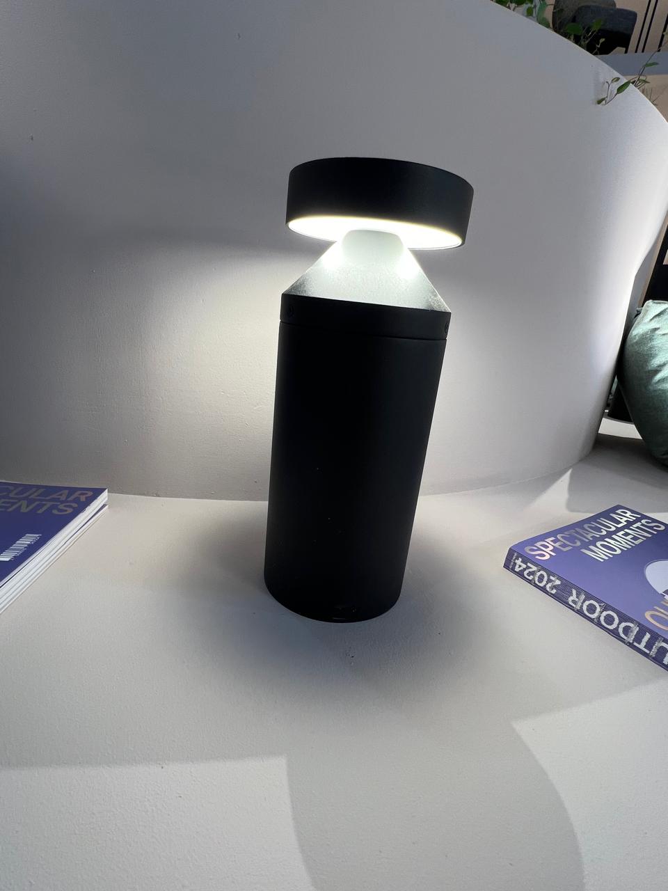 ландшафтный светодиодный светильник maytoni outdoor olten o591fl-l12gf3k