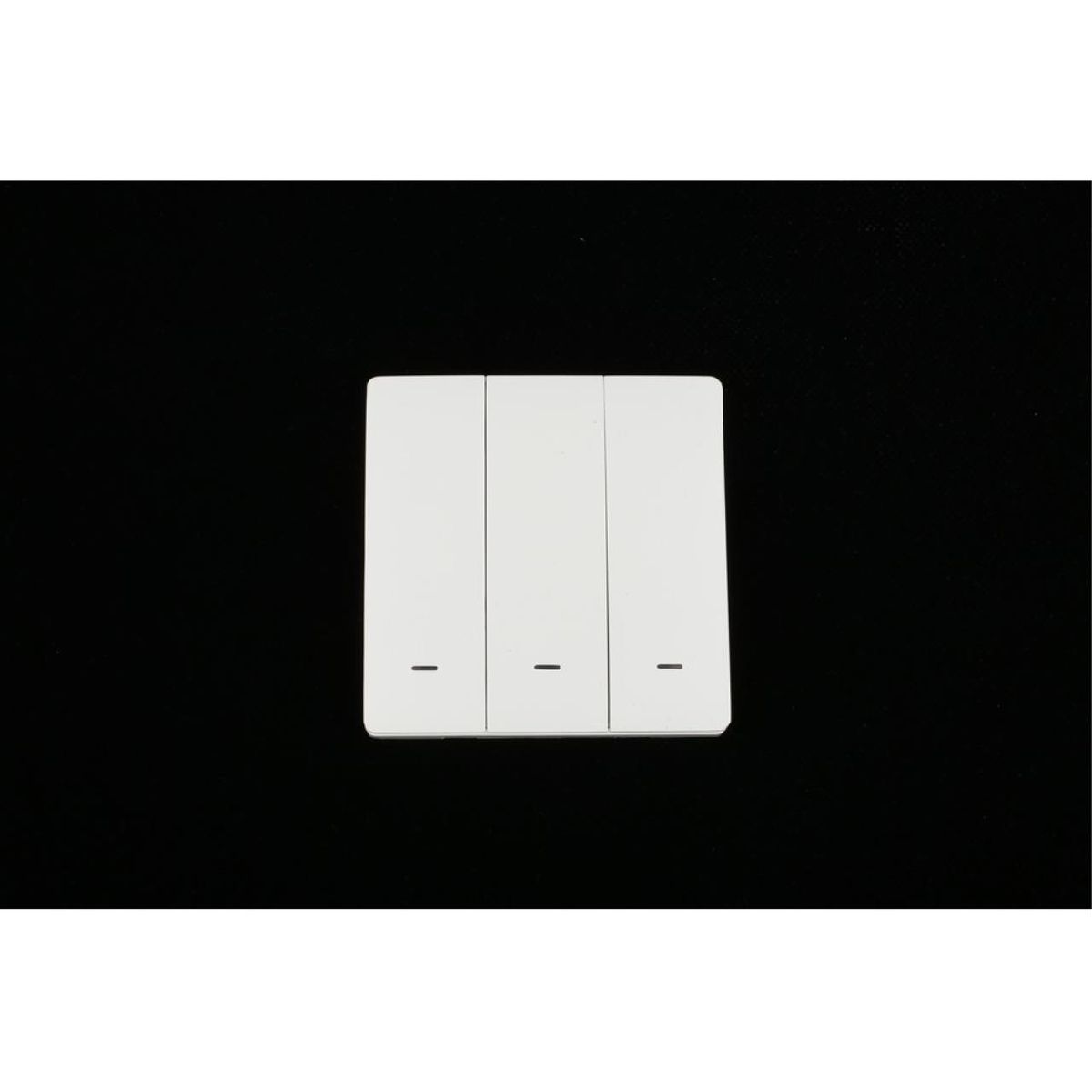 выключатель трехклавишный aployt magnetic track 220 apl.0190.00.03