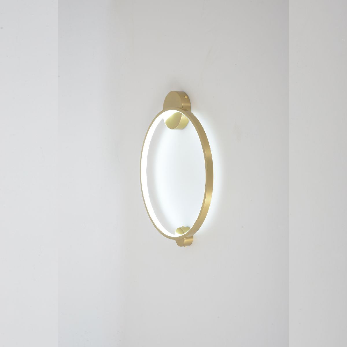 настенный светильник crystal lux real ap18w led brass