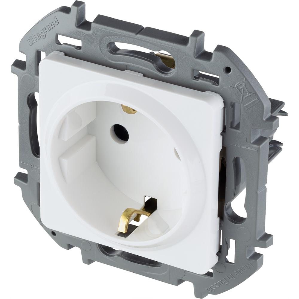 розетка с/з со шторками legrand inspiria 673730