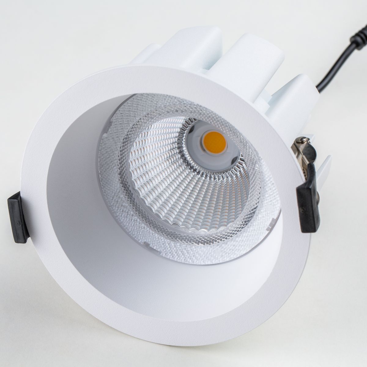 встраиваемый светильник lightstar ciclone 385146