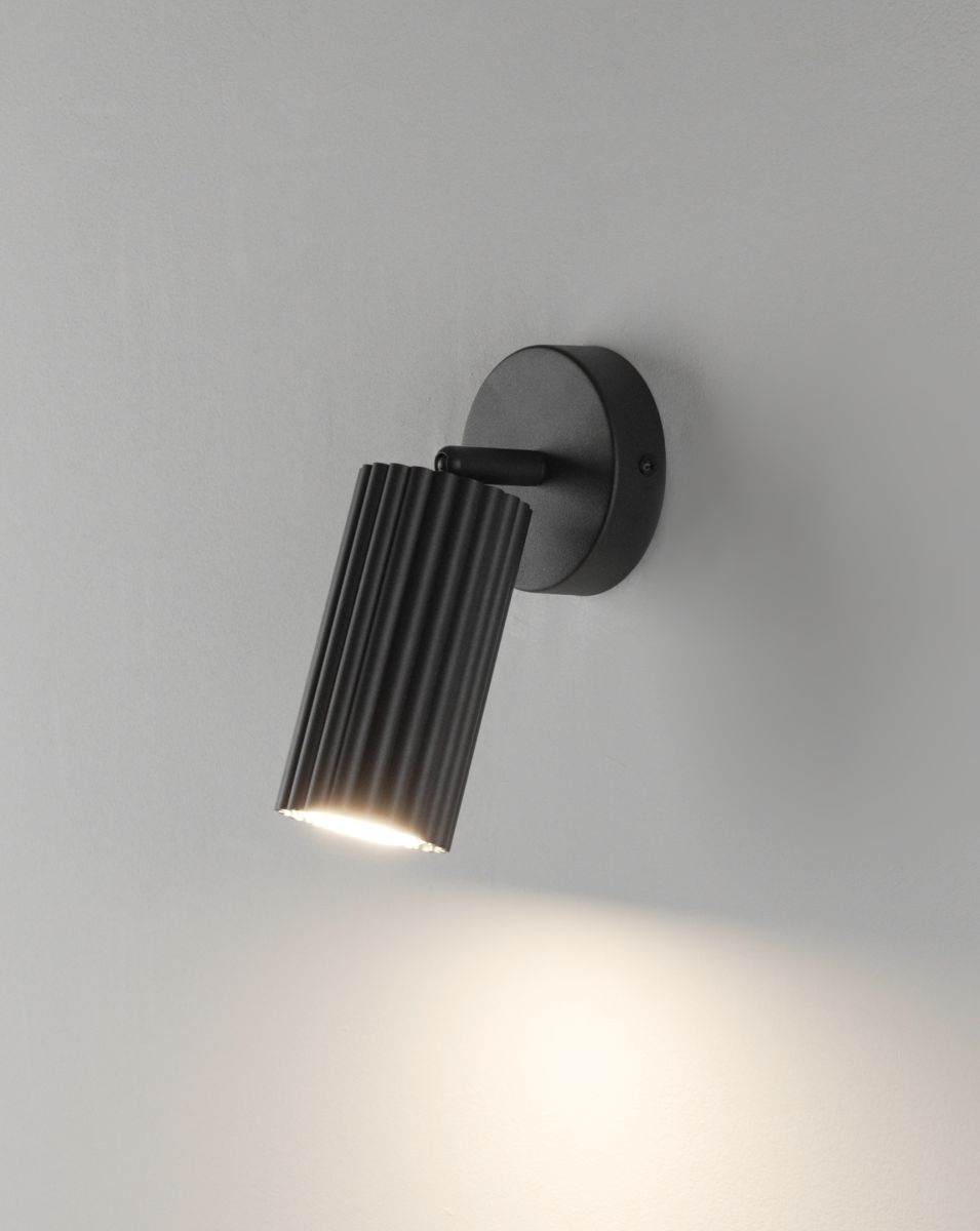 спот moderli cora v11771-1c