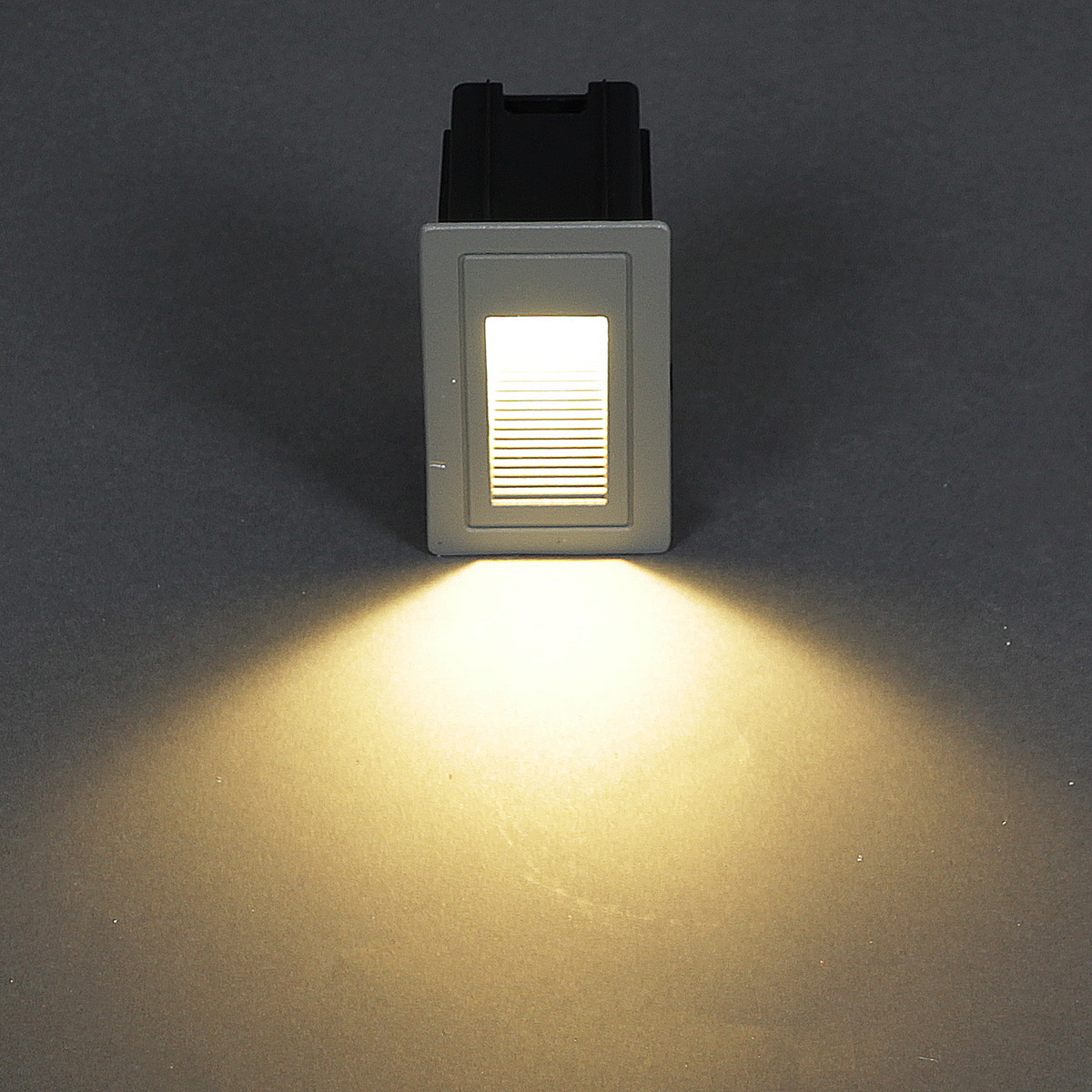 подсветка для лестниц reluce 86606-9.0-001tl led3w gr