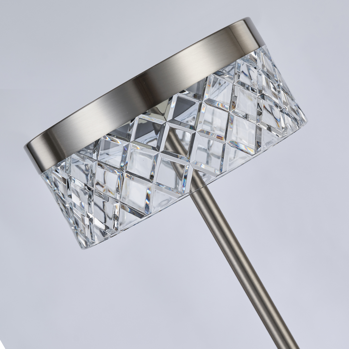 настольная лампа diamond cut mt21020075-1a satin nickel delight collection