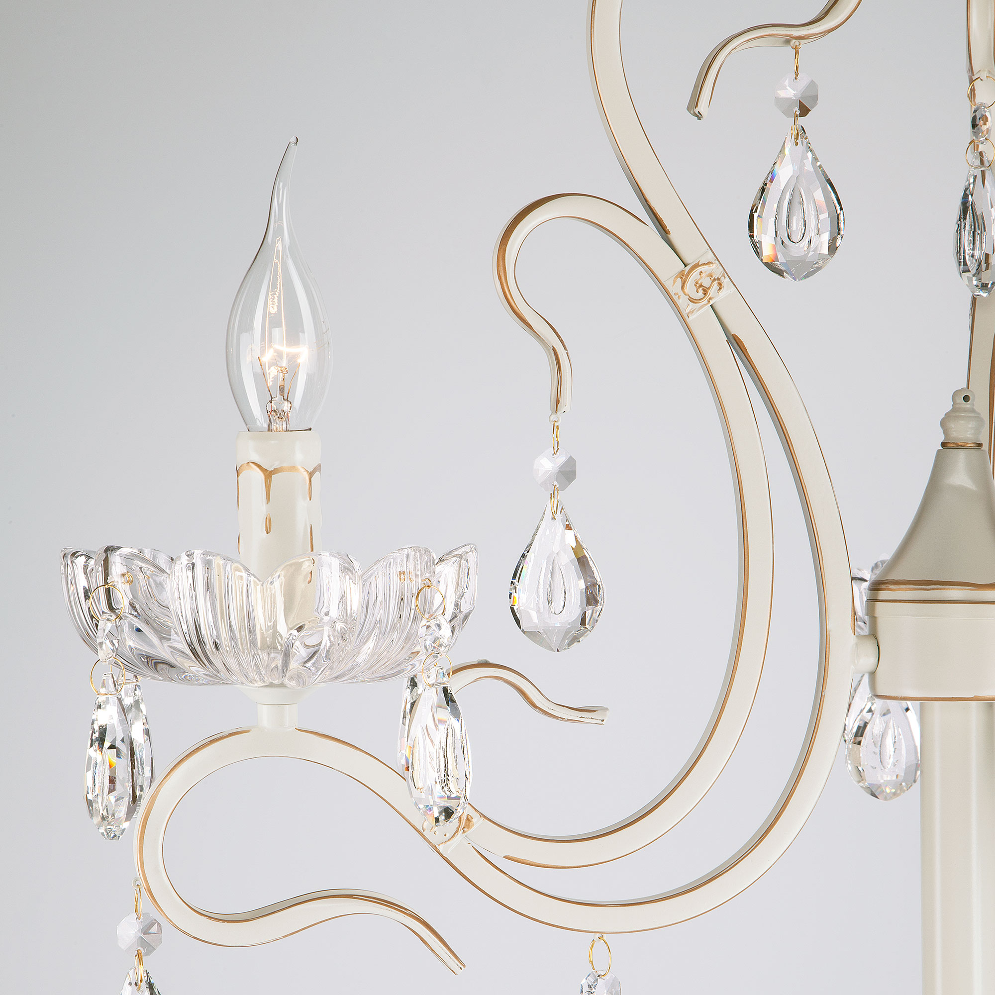 торшер eurosvet etna 12205/3f белый strotskis