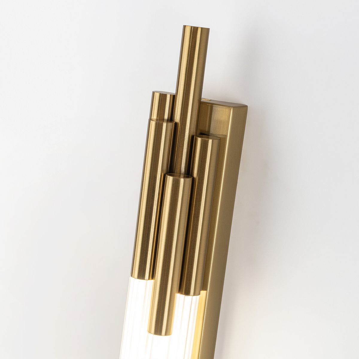 настенный светильник modestyle ms.1577.820 bs