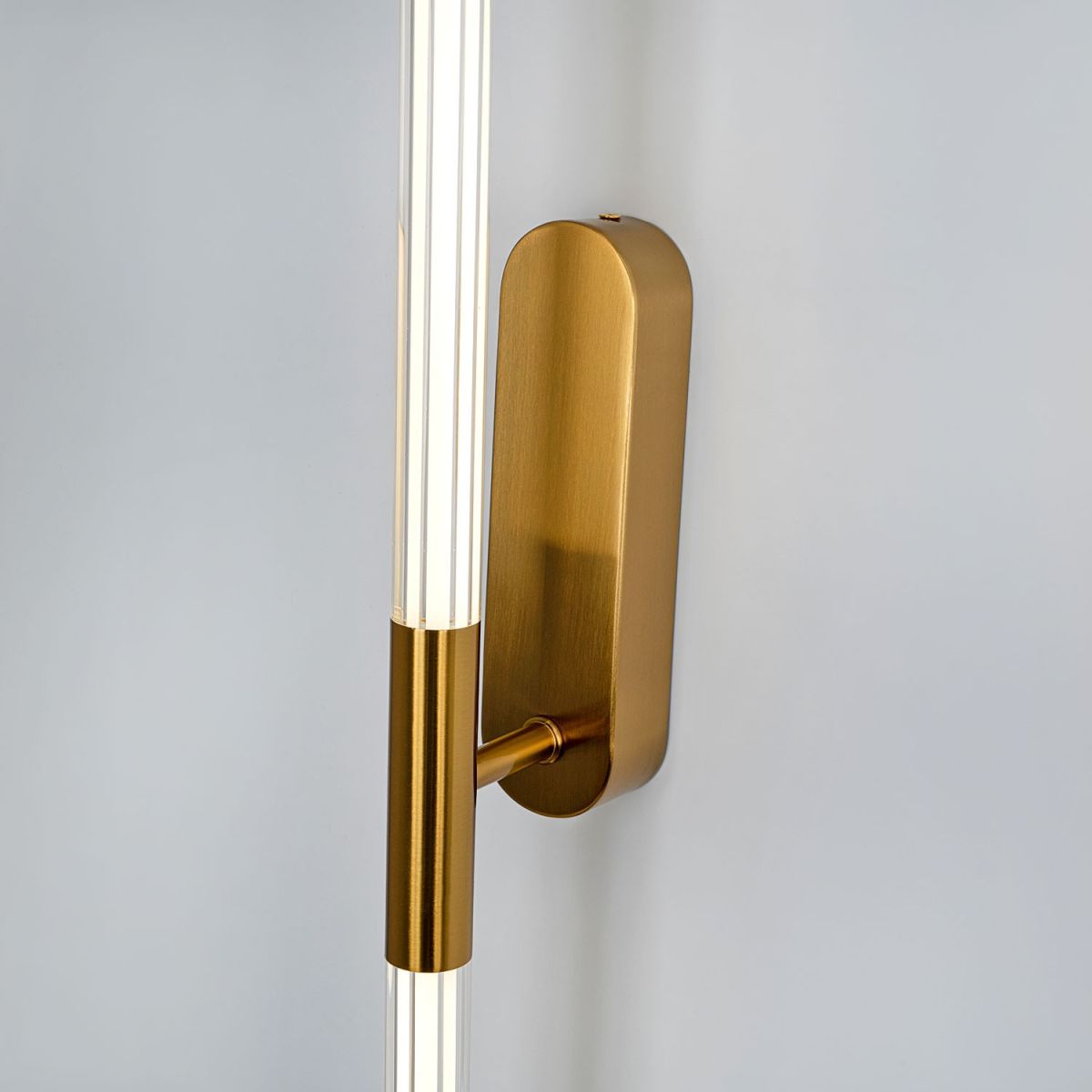 настенный светильник modestyle ms.1230.640 bs