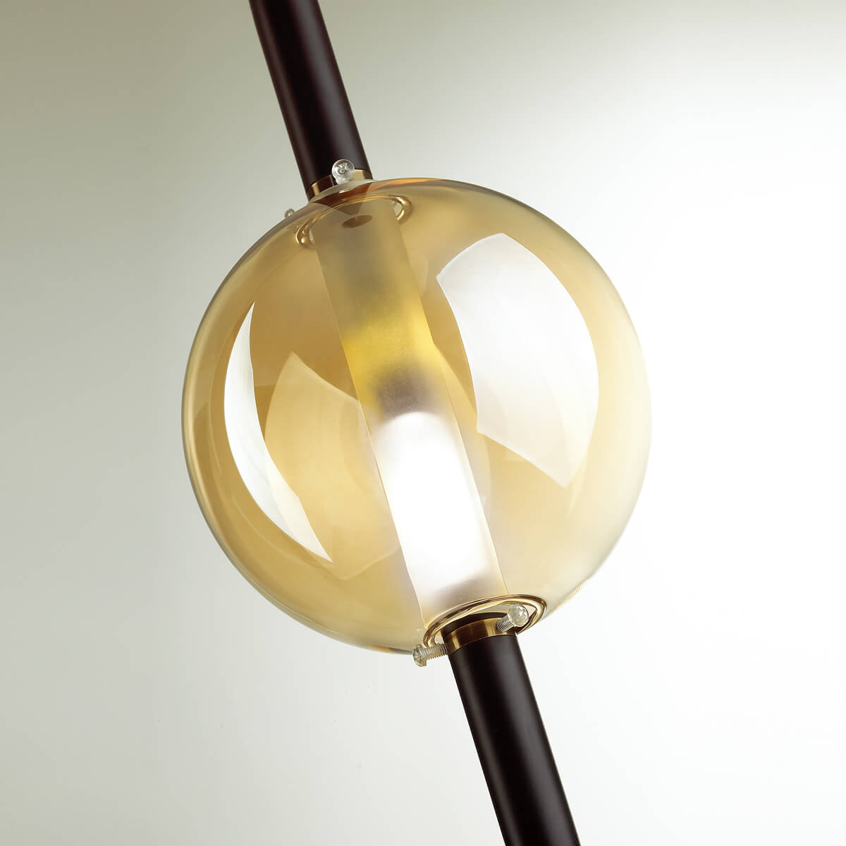 подвесной светильник odeon light lazia 4684/1
