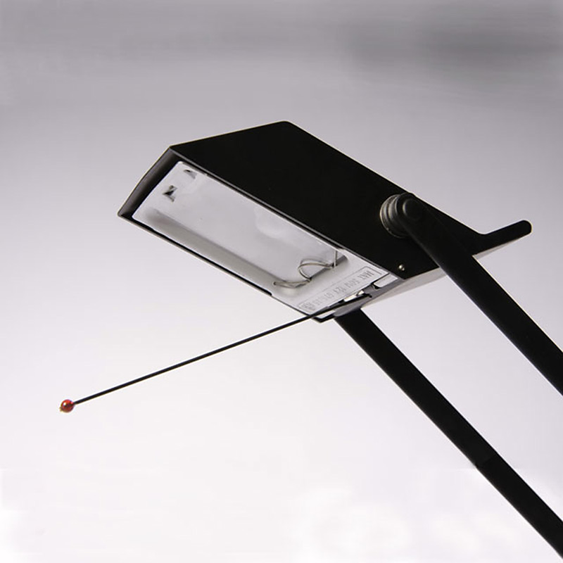 настольная лампа tizio micro black artemide