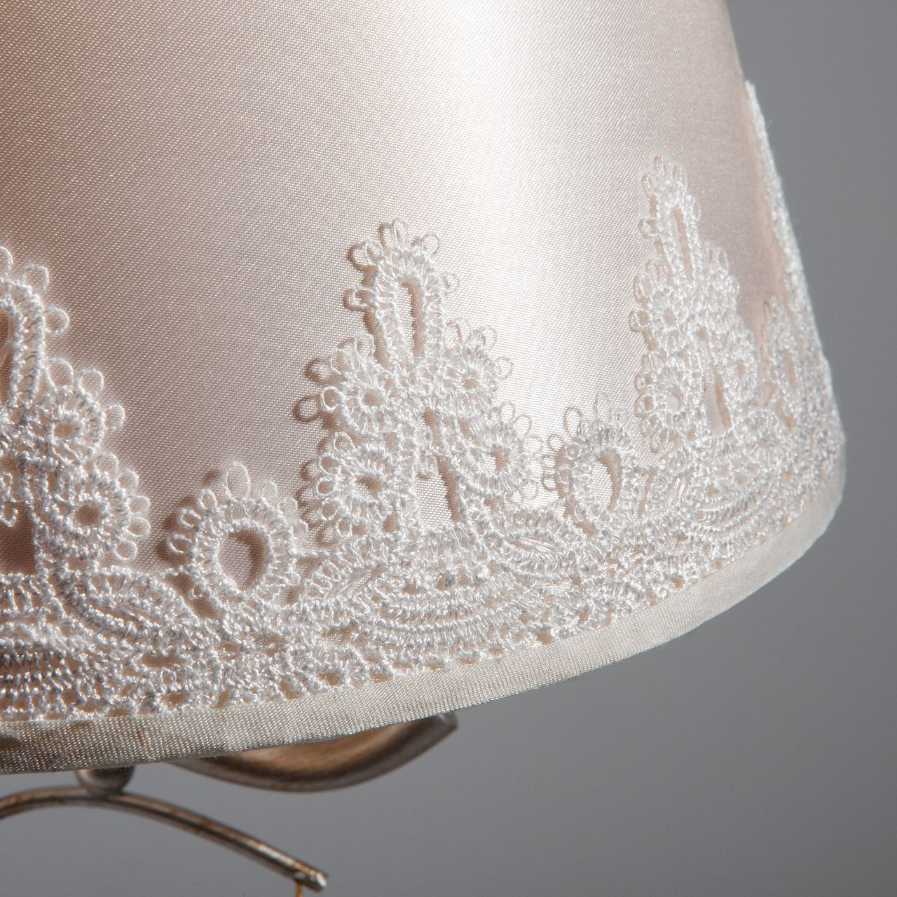 настольная лампа eurosvet incanto 01022/1 серебро