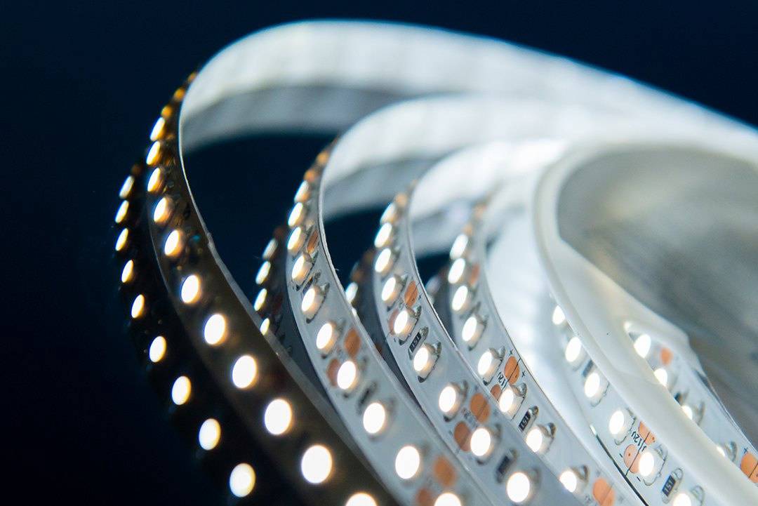 светодиодная лента designled dsg3120-12-w-33 000525
