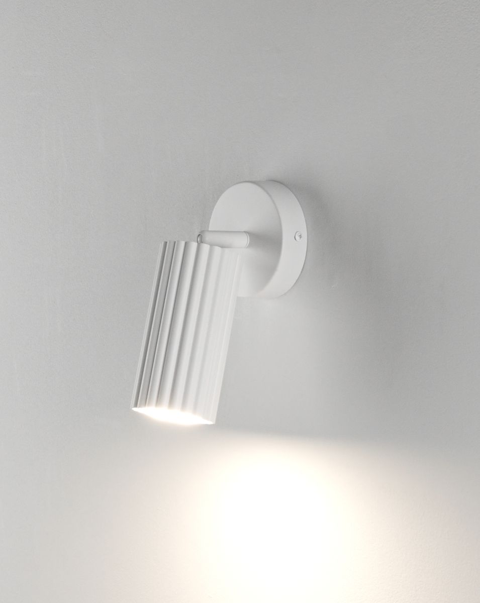 спот moderli cora v11772-1c