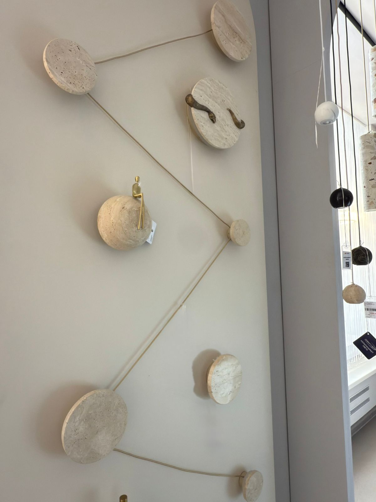 настенный светодиодный светильник odeon light hightech travertino 6625/25wl