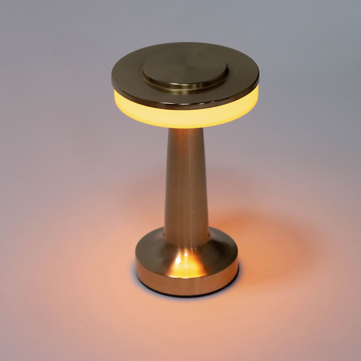 настольная лампа escada 10258/l led