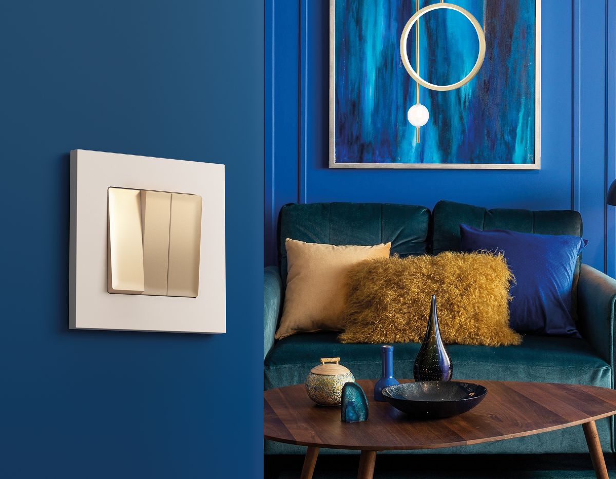 рамка трехместная ambrella volt qubi af250333