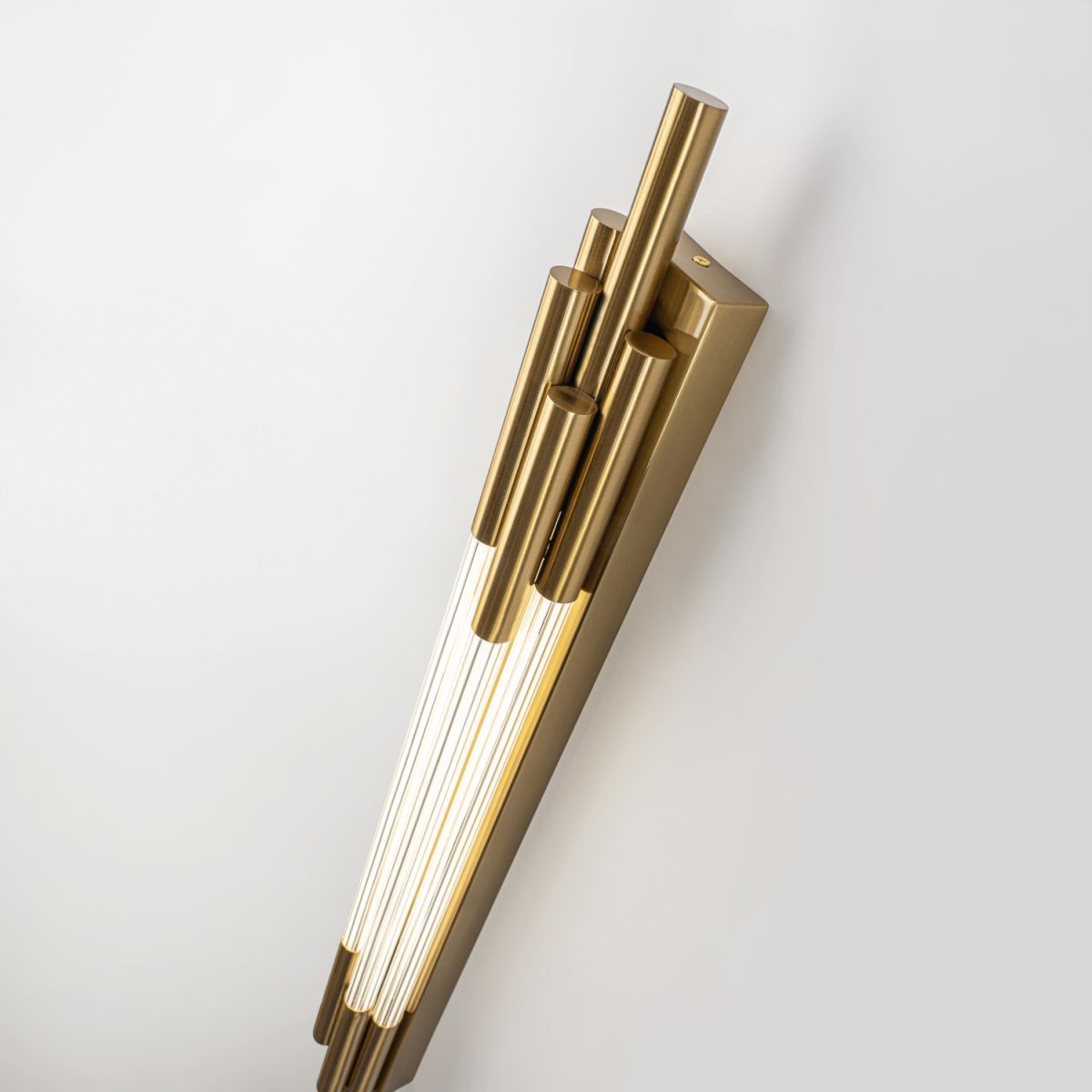 настенный светильник modestyle ms.1577.820 bs