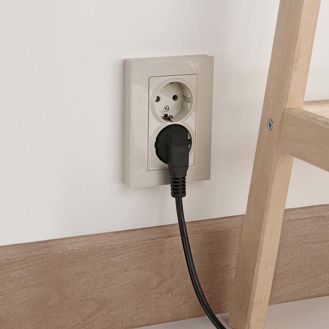 розетка двойная с заземлением werkel слоновая кость w1172003 4690389155840
