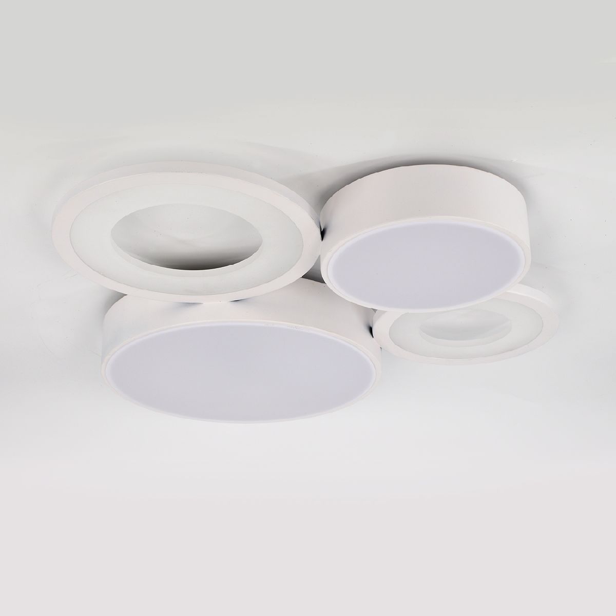 потолочная люстра escada streamline 10286/4led
