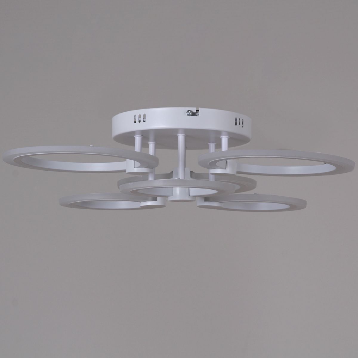 потолочная люстра reluce 09502-0.3-3+3 wh