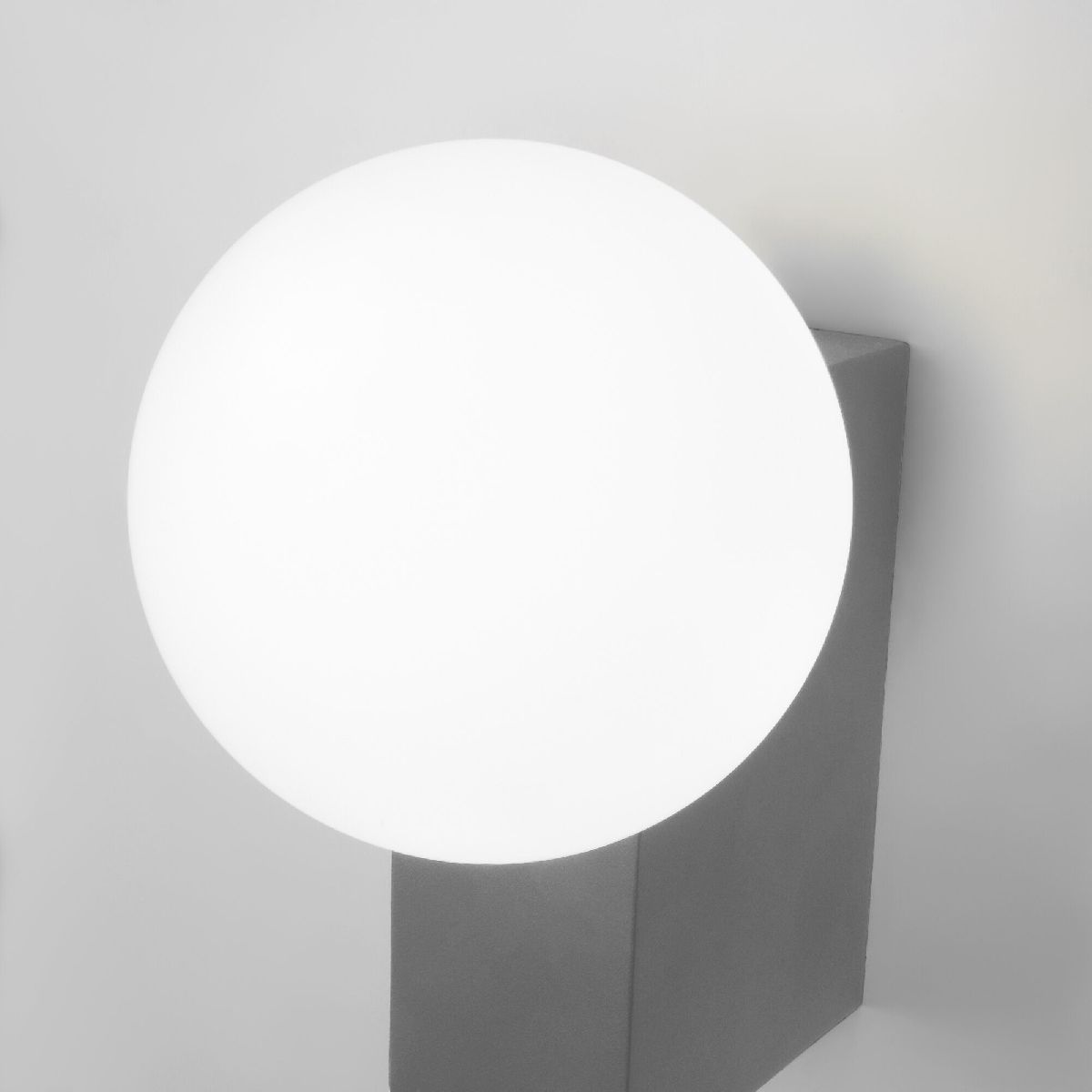 уличный настенный светильник elektrostandard gravity 35166/u серый 4690389195075 a063377