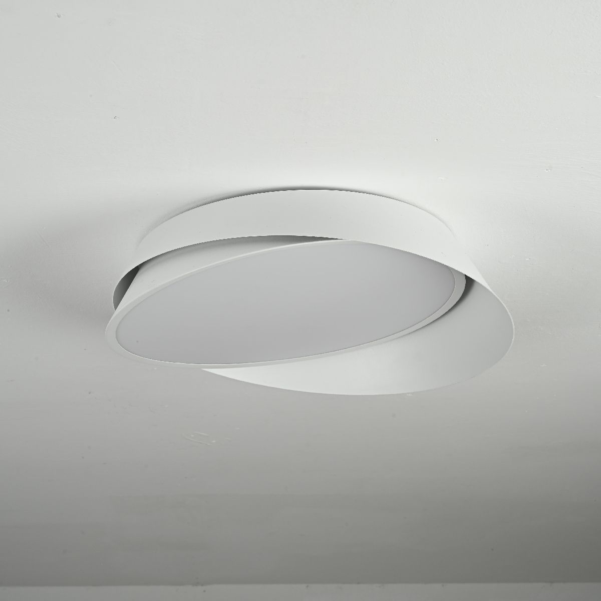 потолочный светильник imperiumloft shell 102036-26
