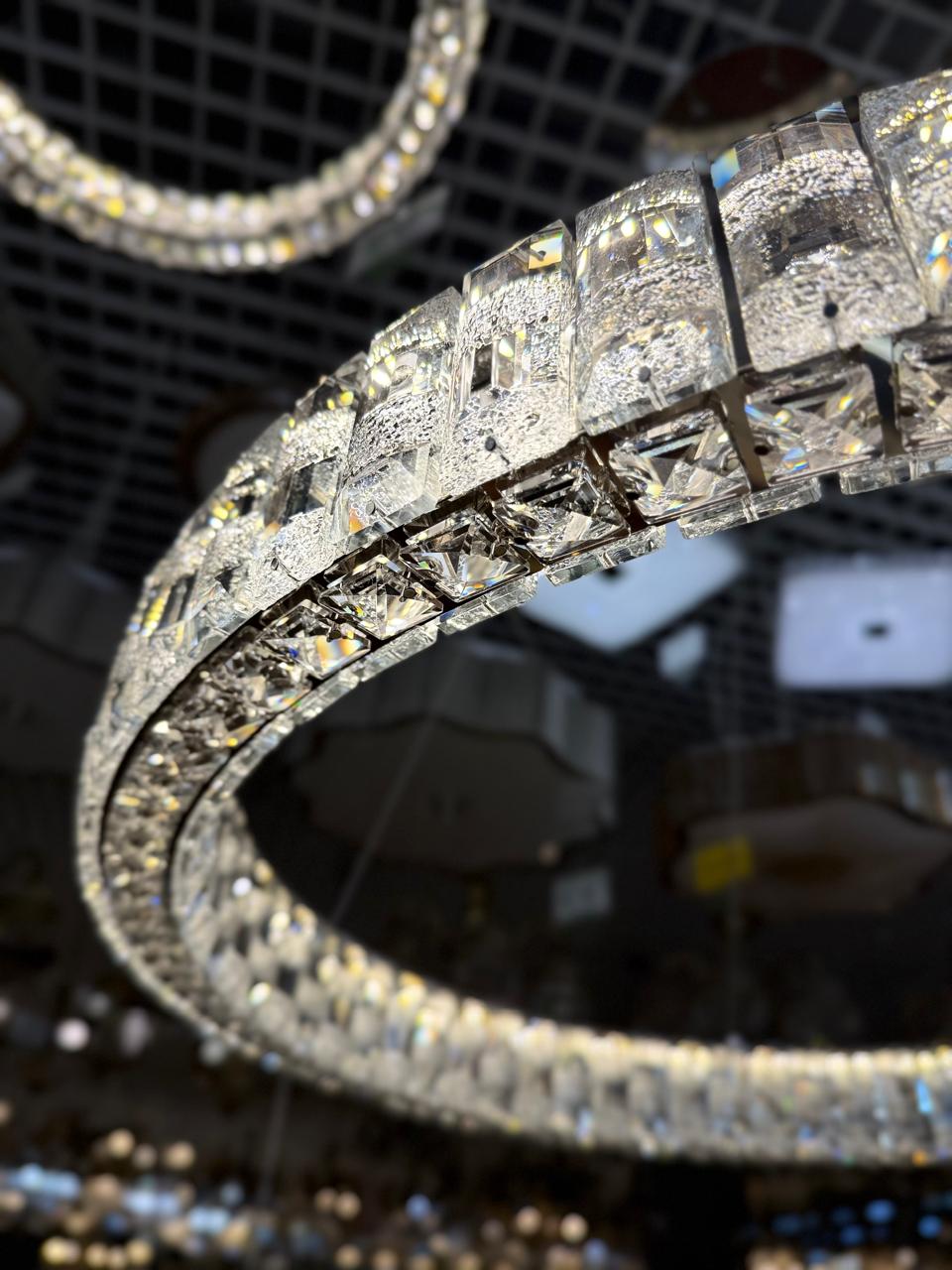 подвесной светодиодный светильник maytoni castello mod335pl-l30ch3k