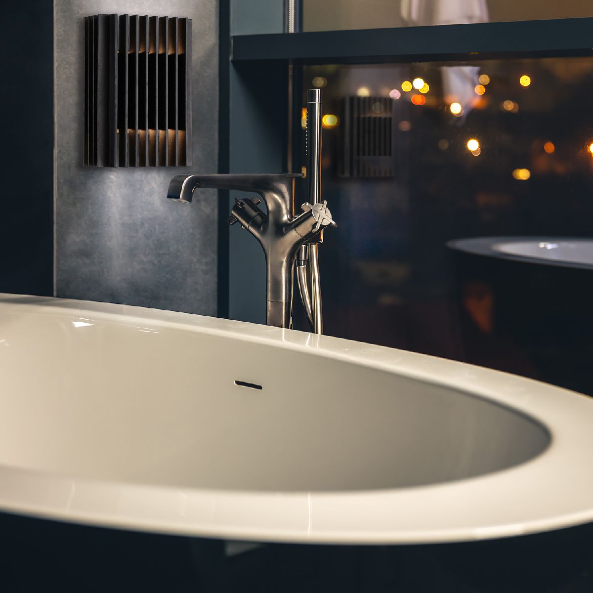 уличный настенный светильник favourite strudel 4297-1w