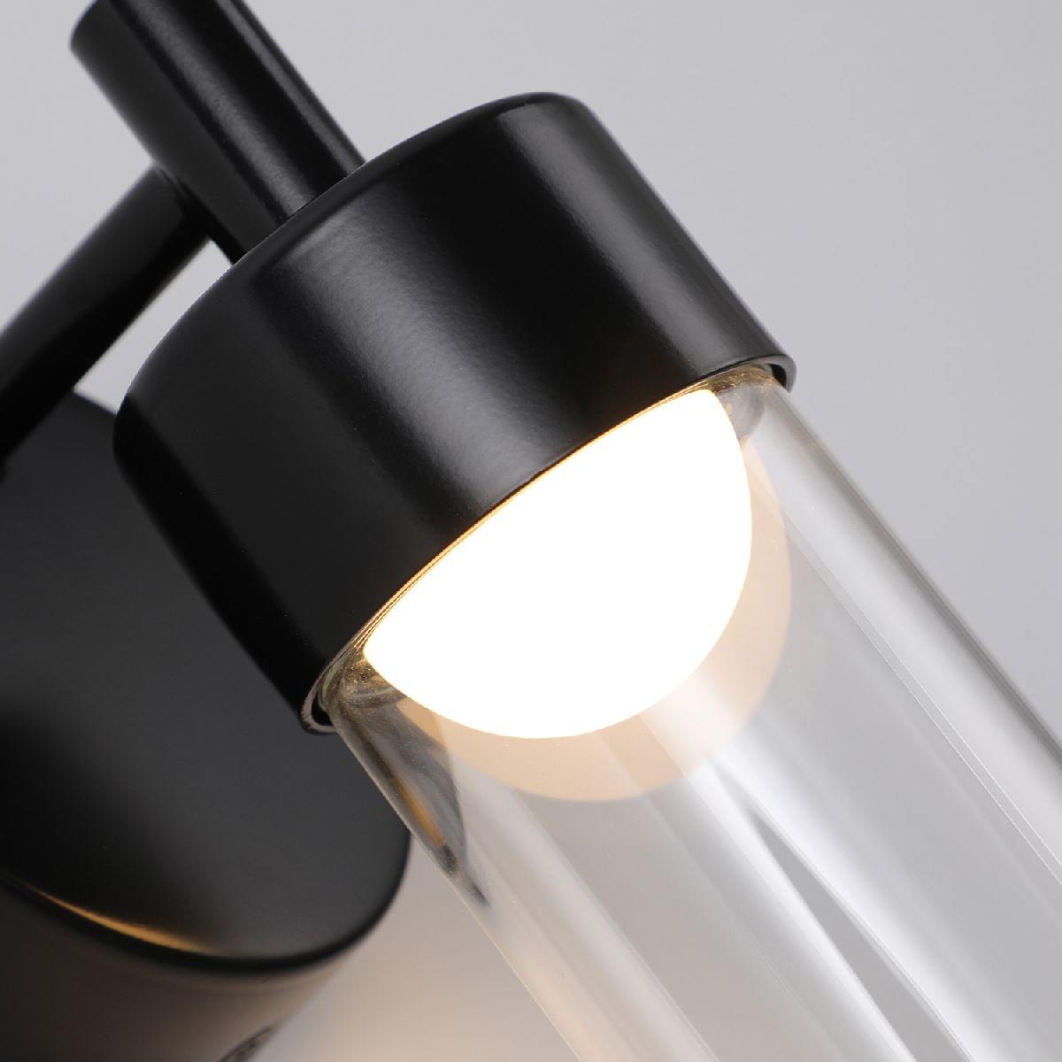 уличный настенный светильник favourite outdoor 4702-1w