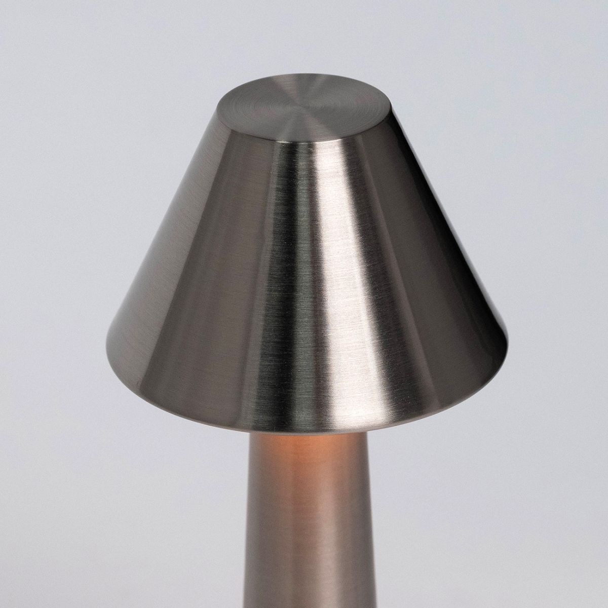 настольная лампа escada evo 10256/l led