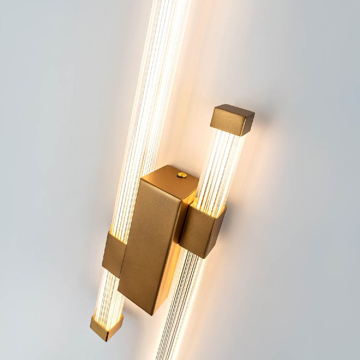 настенный светильник led4u l2240-750 bs