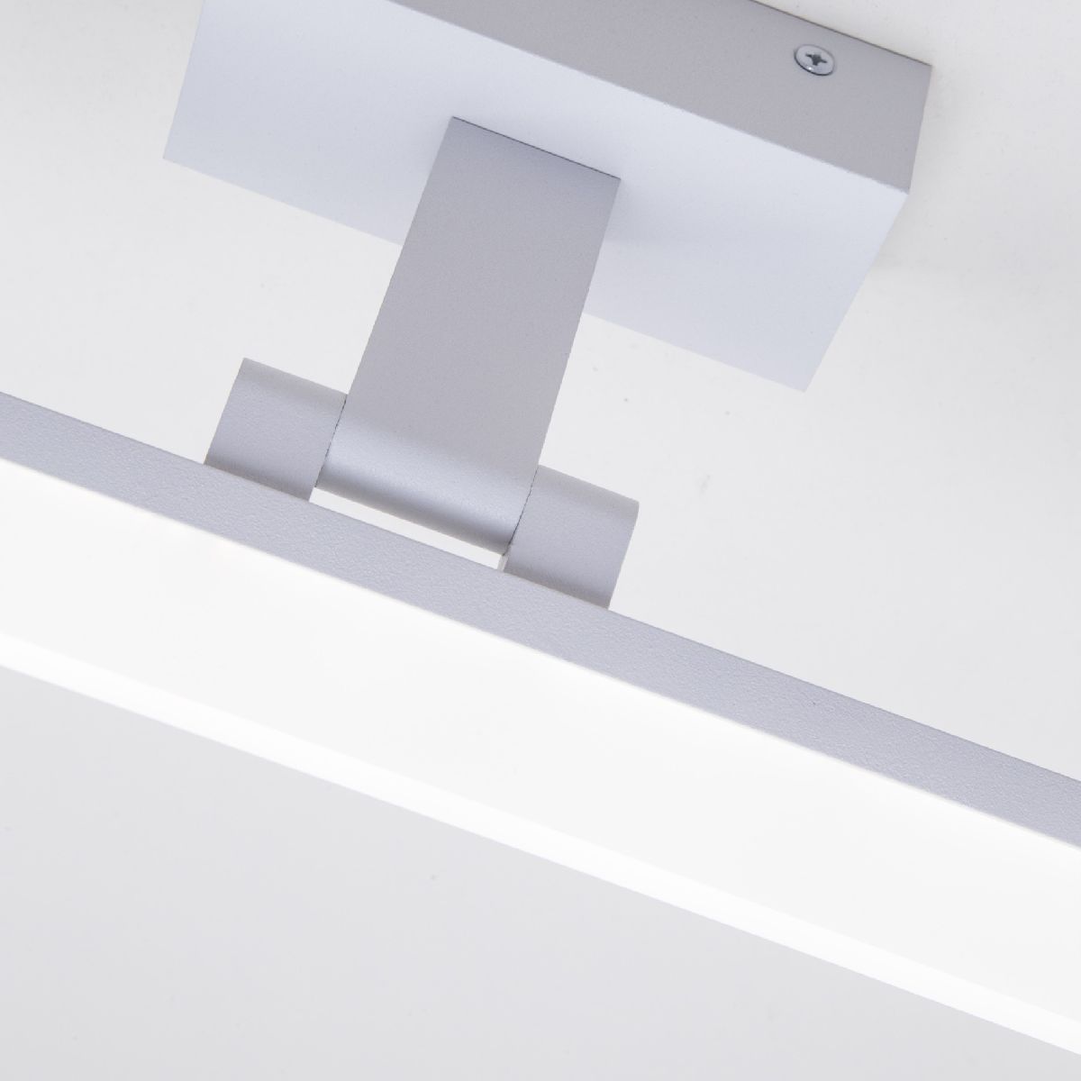 подсветка для зеркал led4u l7179-720 wh
