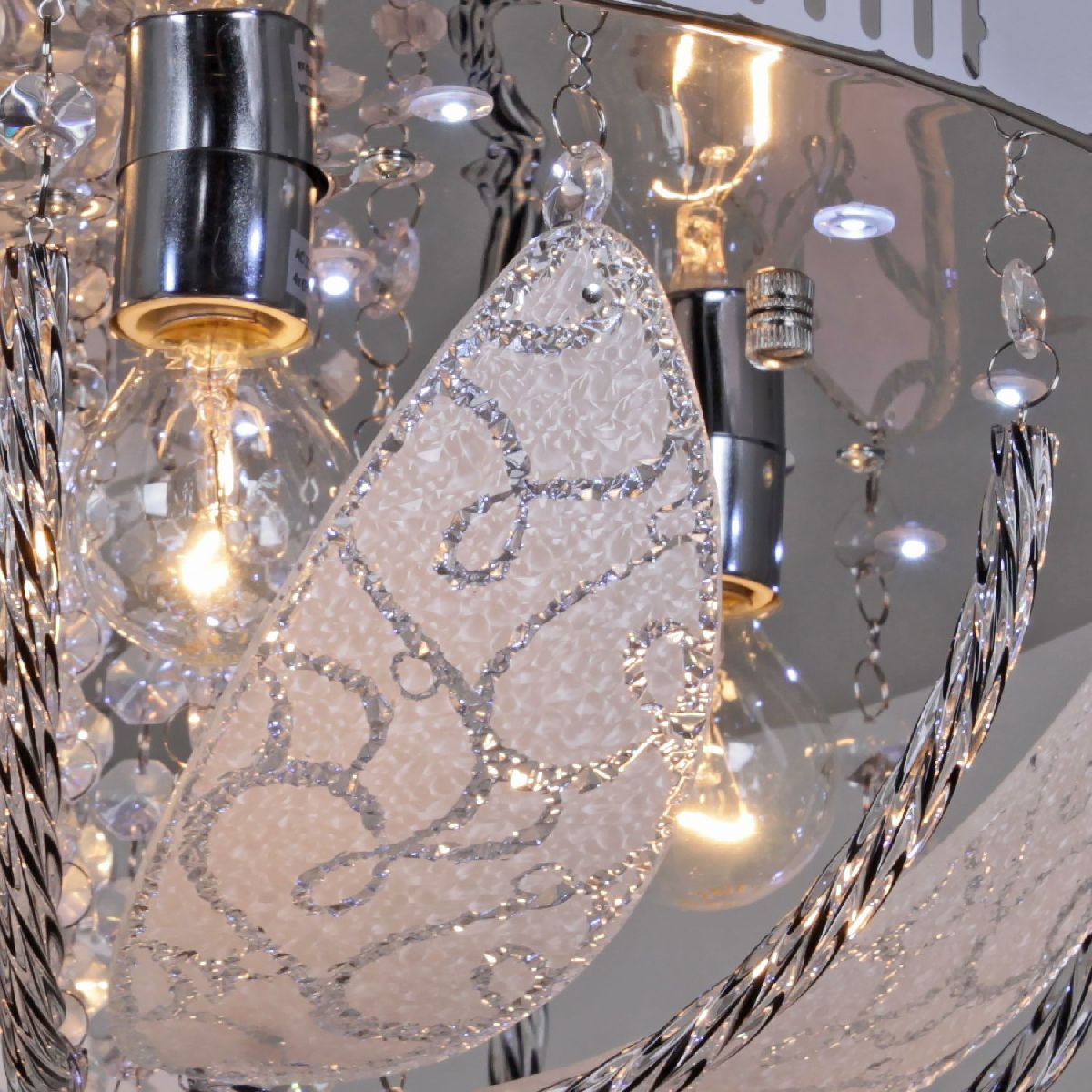 потолочная люстра reluce 55785-0.3-04