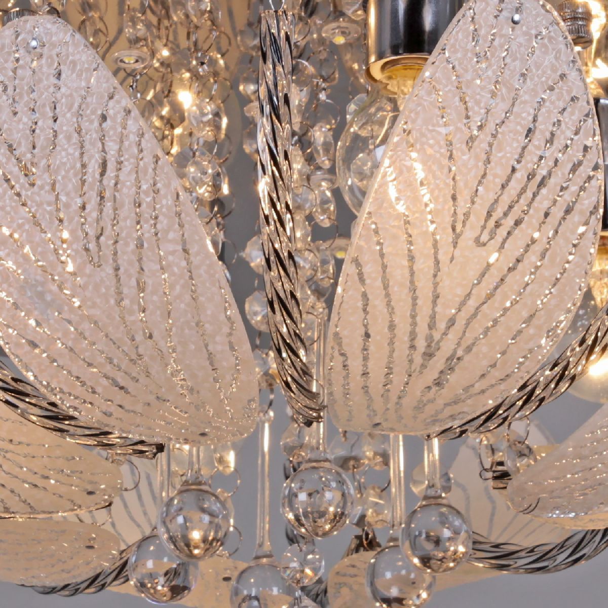 потолочная люстра reluce 55822-0.3-04