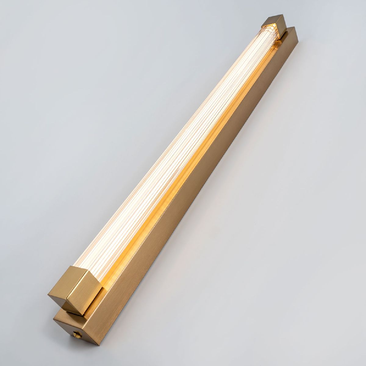 настенный светильник led4u l2244-520 bs
