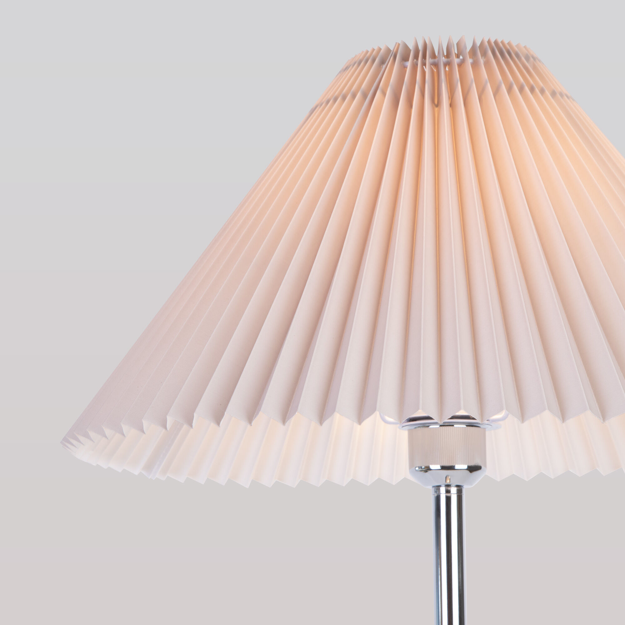 торшер eurosvet peony 01133/1 хром/серый