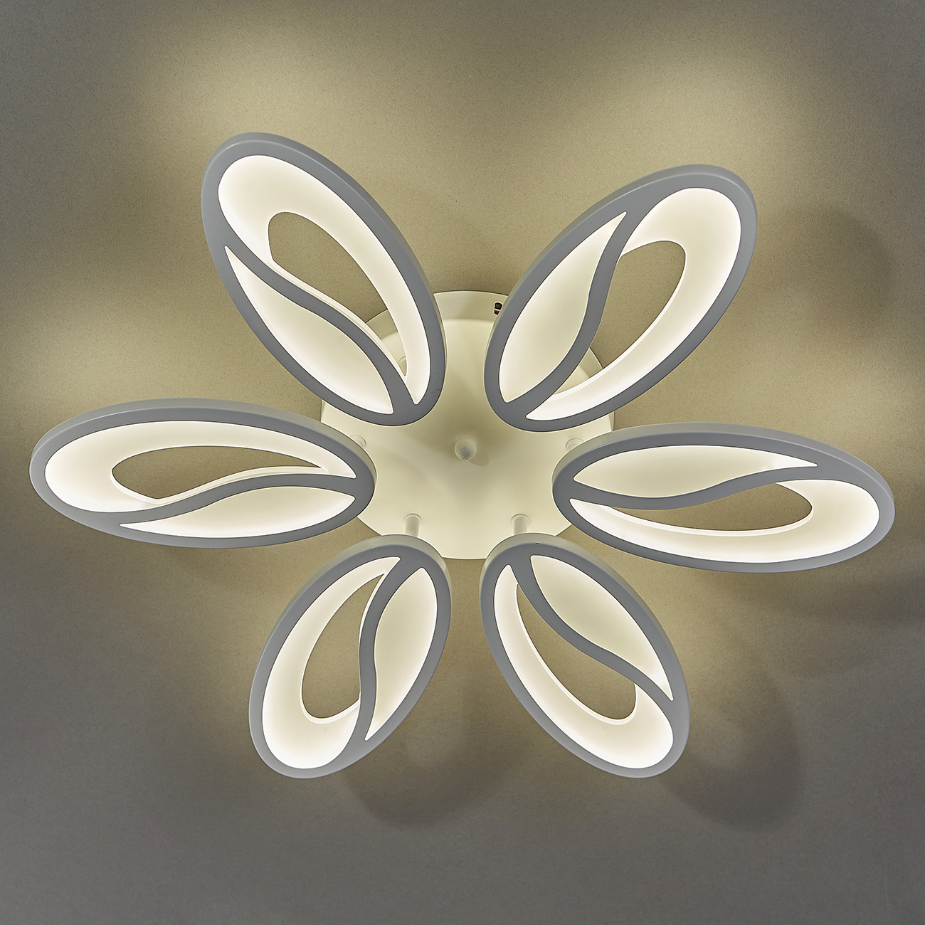 потолочная светодиодная люстра escada grain 10222/6led