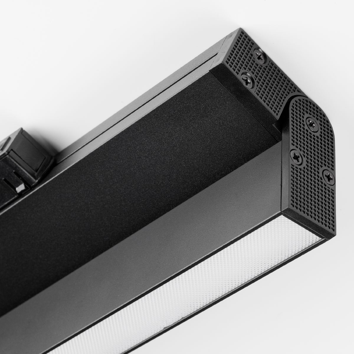 трековый однофазный светильник lightstar uno 269047