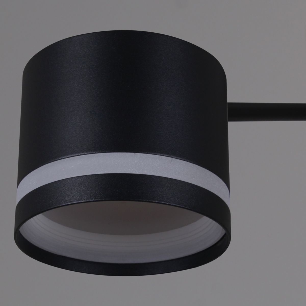 потолочная люстра reluce 77730-0.3-08 gx53 bk