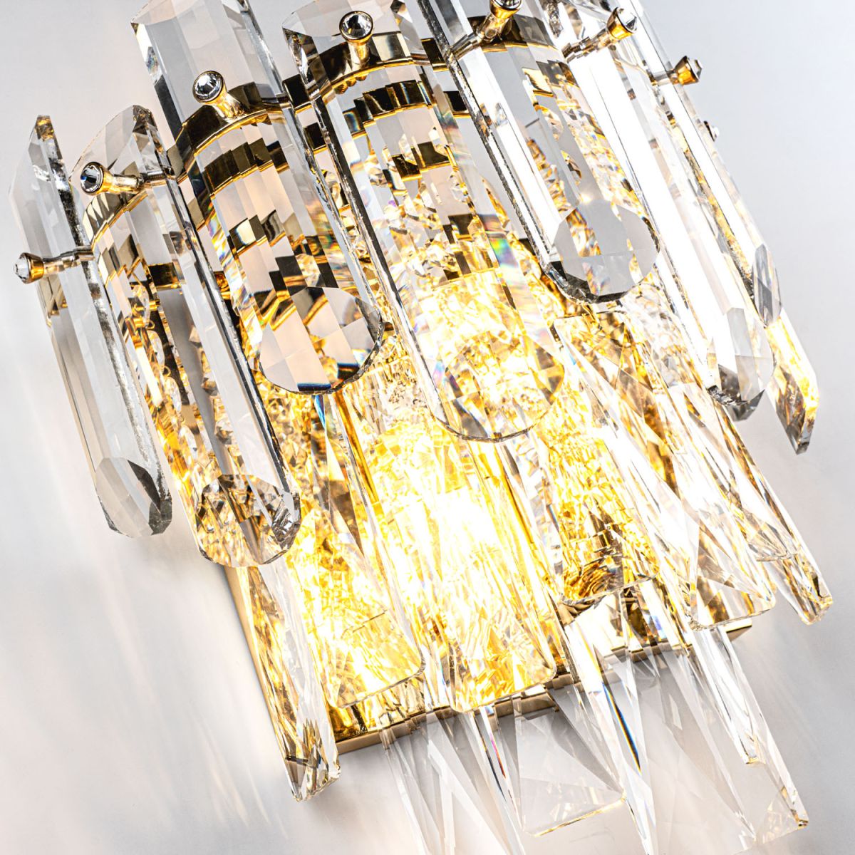 настенный светильник modelux ml.7088.290 gd