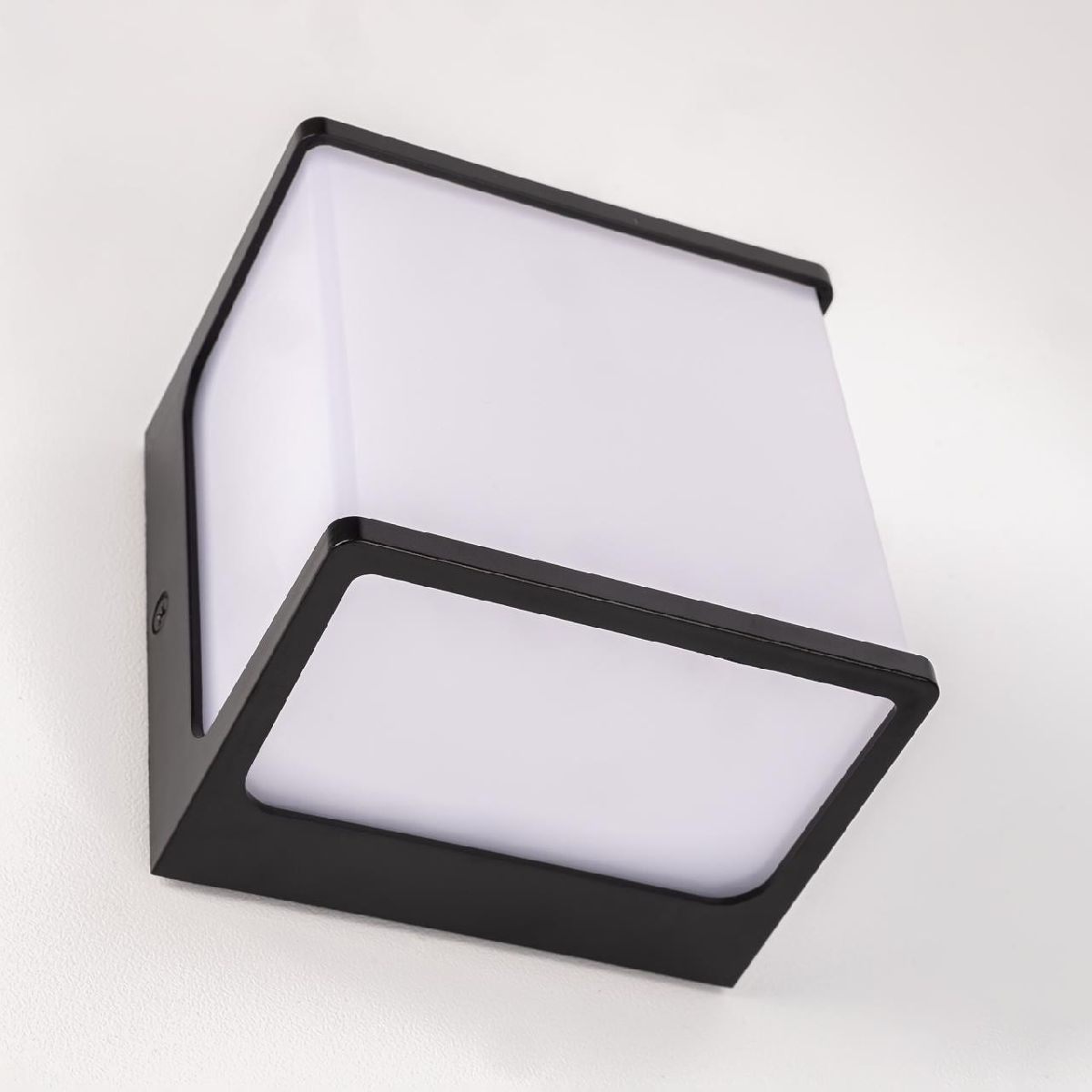 уличный настенный светильник citilux domus clu0801